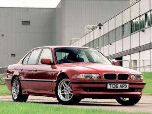 BMW 740i Sport Pack 1999 года